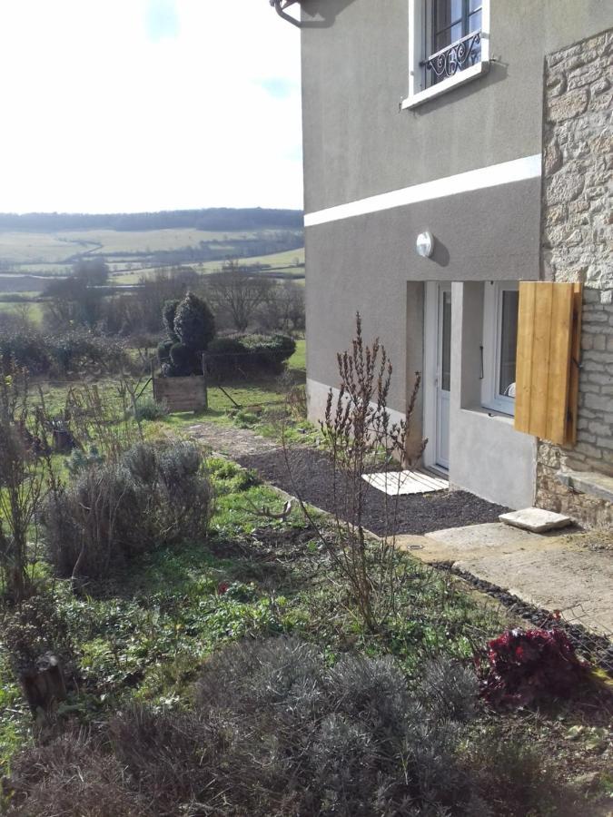 Agreable Chambre Meublee, Vue Sur La Vallee De L'Auxois Villy-en-Auxois Eksteriør billede