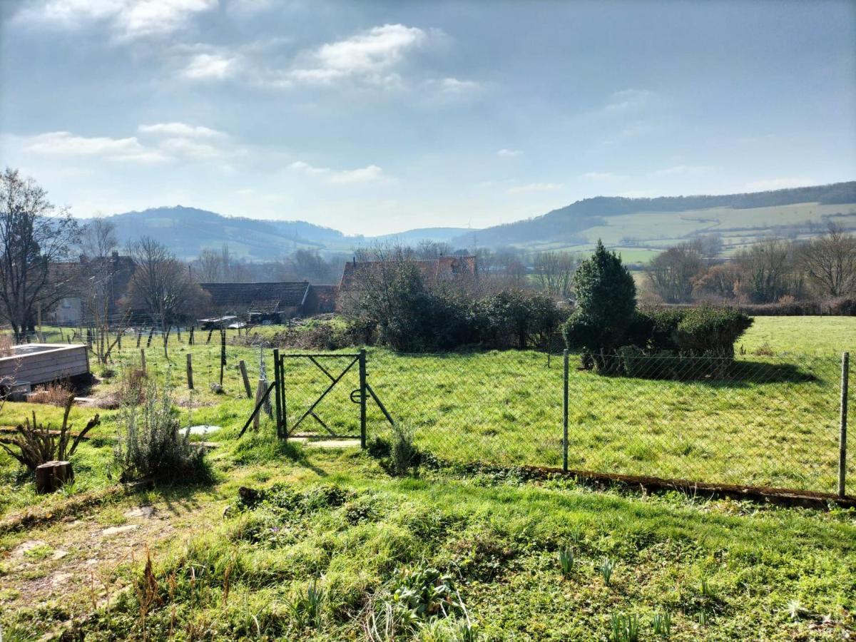 Agreable Chambre Meublee, Vue Sur La Vallee De L'Auxois Villy-en-Auxois Eksteriør billede